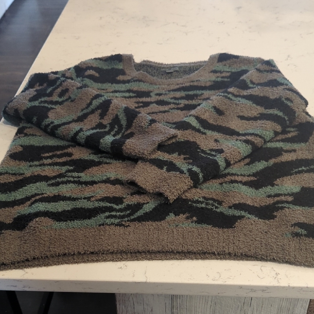 Women's camo sweater